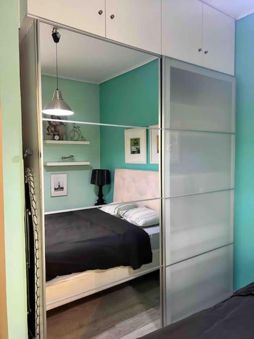 Lux Beach Apartment Vári Esterno foto
